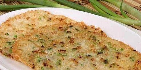 停不下来|邻居阿姨做葱油饼十五年，我一次能吃5个，太美味了根本停不下来