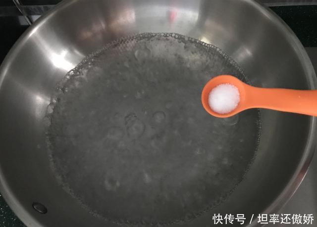 芝麻|入秋后,吃核桃芝麻不如吃它,多买点囤起来,放到冬天吃,特省事