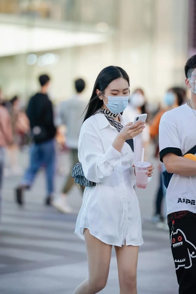  搭配|又是一年毕业季，所有的前程似锦就化作记忆中的白衬衣与白T恤