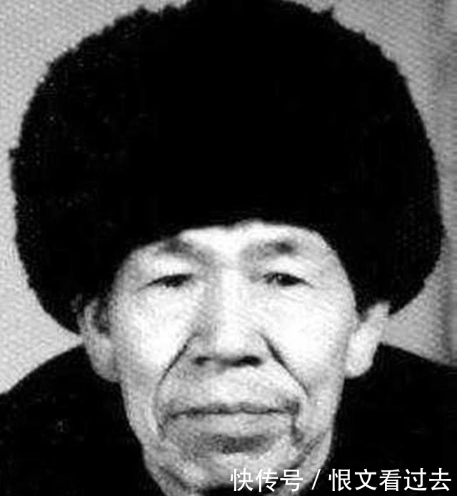 功绩|他荣获10个一等功12个二等功,却隐姓埋名,临死前子女才知其功绩