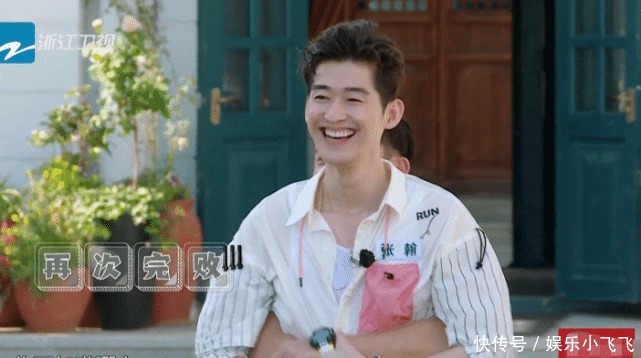  张翰|《奔跑吧》嘉宾被迫“素颜”，张翰无明显变化，蔡徐坤的鼻子被热议