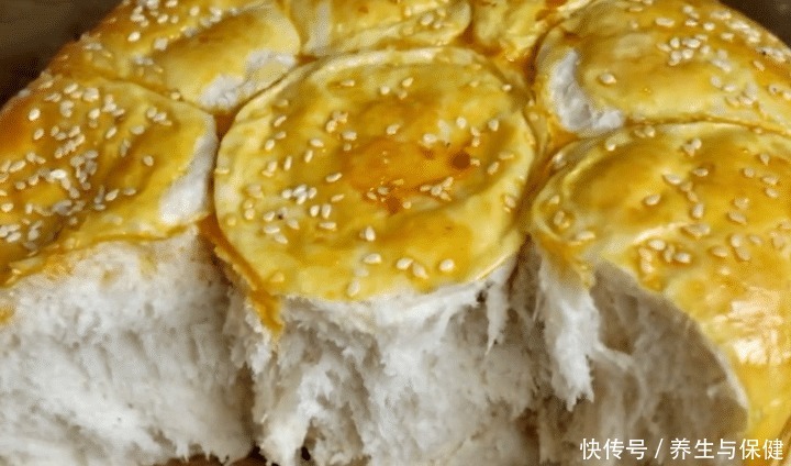 馒头|秋天，这菜要多吃，1块钱一斤，简单一做，蓬松暄软，比馒头好吃