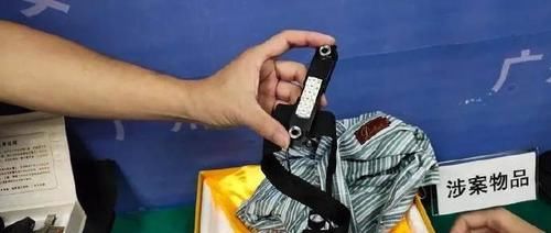 钞票|细思极恐！钞票夹藏偷拍摄像头