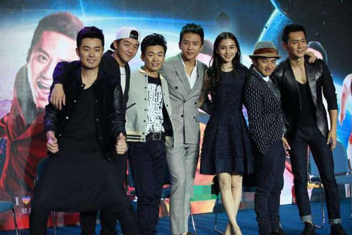  称为|《跑男》离开后的成员都有联系，却独独少了他，难怪被称为最违和成员