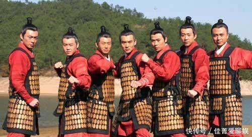 对垒|两军对垒,突厥将军被小卒数回合斩杀,事后才知小兵当年是员猛将