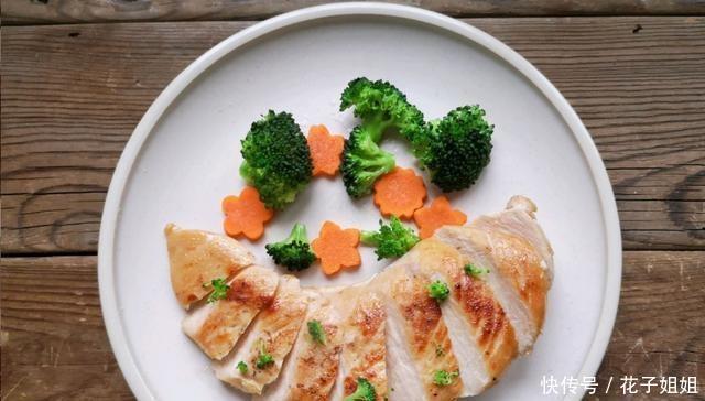  蔓越莓酱汁|炸鸡胸脯感觉差不多什么我的家人喜欢搭配蔓越莓果酱