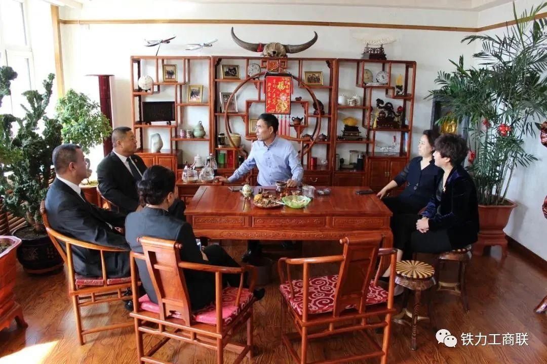 限责任公|铁力市工商联联合铁力市人民法院走访企业 助力优化营商环境