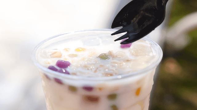 芋圆|芋圆燕麦奶茶,一杯4层楼,学会这3个动作才能喝…