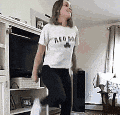 场合|搞笑GIF:妹子,搞笑要分场合,阿姨让你弄的都不知所措了