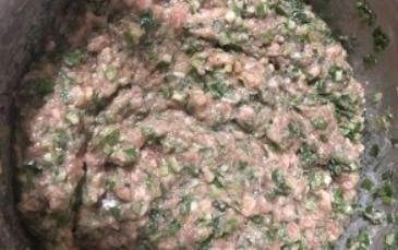  花椒水|包鱼肉饺子时，要不要放猪肉？大厨教你正确做法，饺子鲜香嫩滑