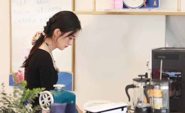  中餐厅|《中餐厅》两位女性，李浩菲的表现，远比赵丽颖更受观众认可