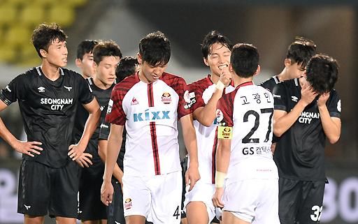  终止|1-5之后2-1，终止3连败！45岁前中超名帅下课后，他们终于赢了