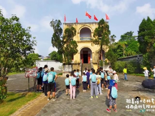 真不|30℃+的大夏天，一件棉衣把孩子们感动得够呛！这堂课真不一样