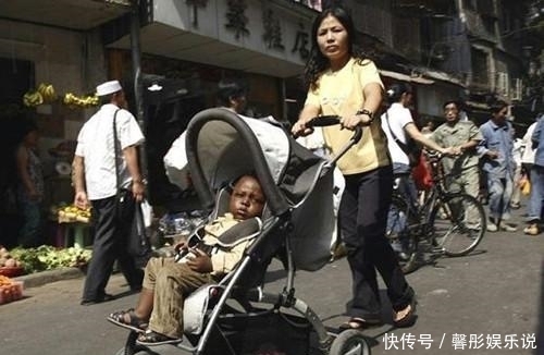 妻子|18岁中国女孩被总统追求,成为他第九个妻子,生下2娃终于后悔了