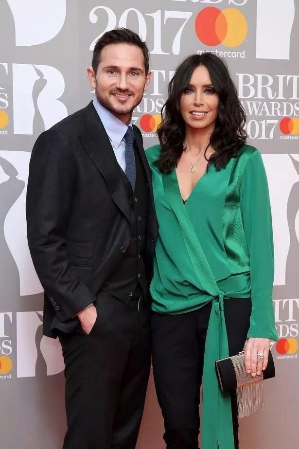 男人|两个女人的战争？中年男人的爱情？这是伦敦男人兰帕德的故事