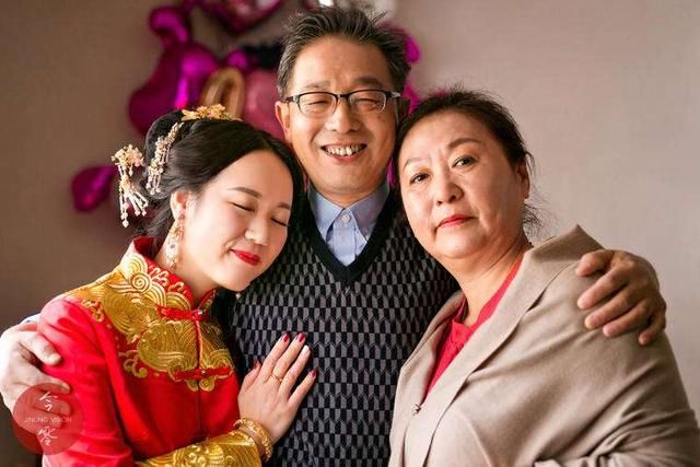 新娘|“婚礼习俗”的思考:密室中消失的508888元陪嫁钱,细思极恐