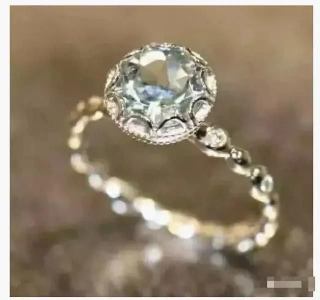  婚戒|心理测试：想着一个人的名字，测TA心里爱着你吗？选一枚婚戒！