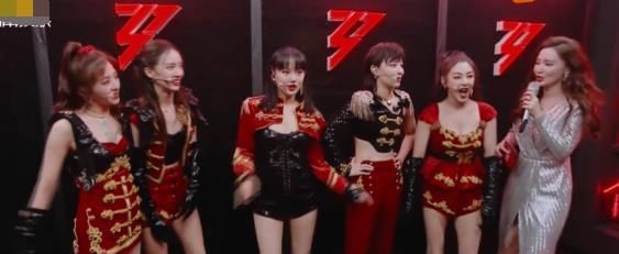  悬空|金晨悬空一字马，孟佳弹舌说唱很惊艳，宁静选歌更贴近主题