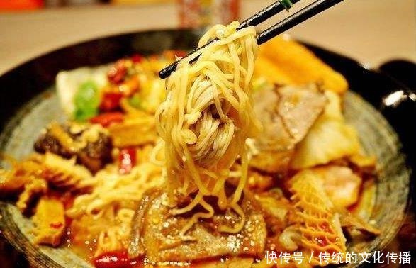 油条|吃麻辣烫时,聪明人都会点的4种菜,量多不压称,老板看到心里慌