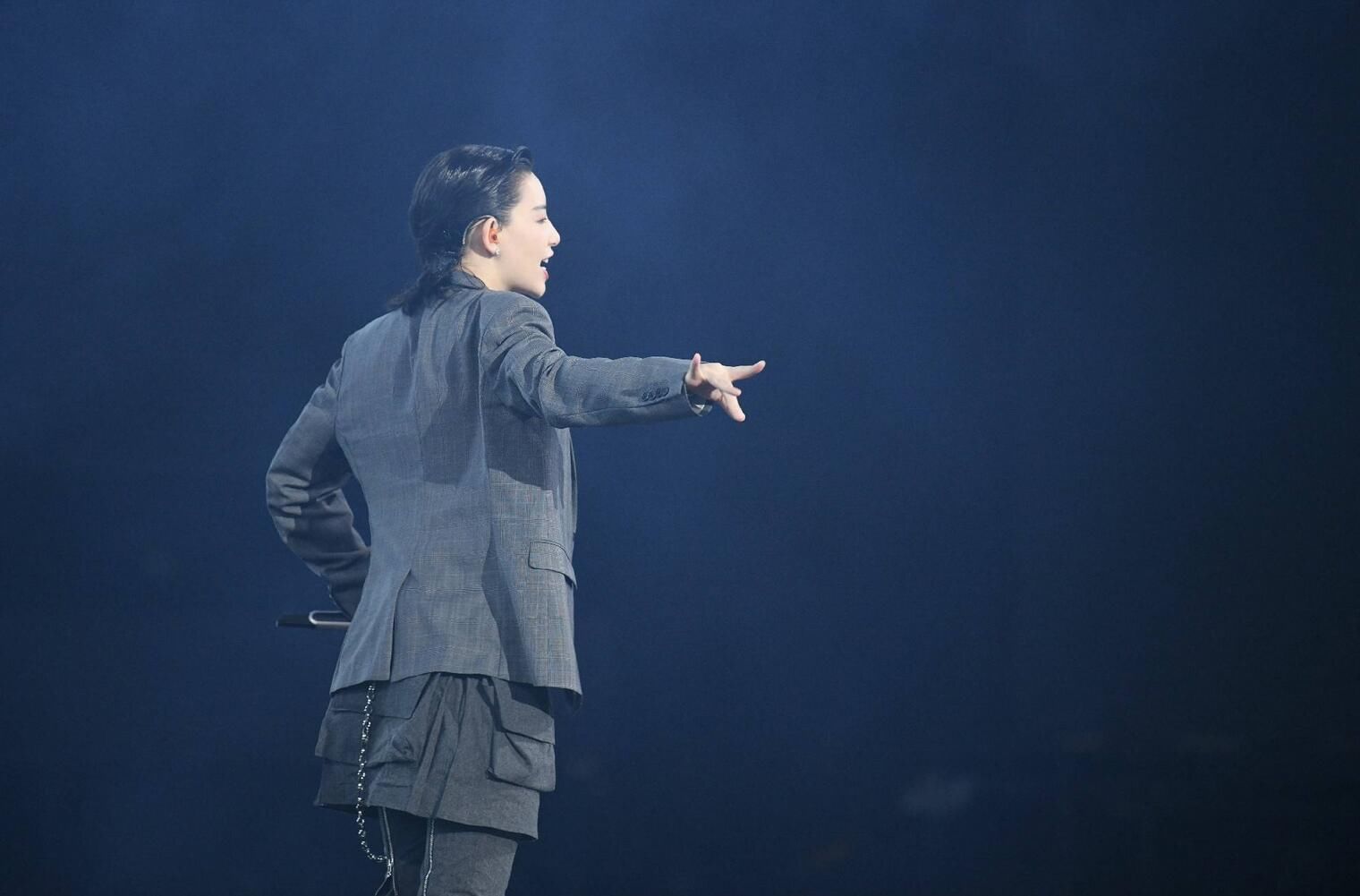  学员|她靠《好声音》走红，是那英战队得力学员，今被知名导演宠成公主