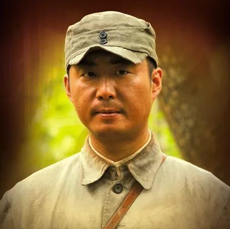  出门|70岁斯琴高娃曾遭8年家暴，如今出门靠轮椅