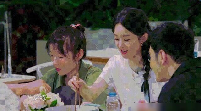  推掉|庆幸虞书欣推掉了《中餐厅》，恶意剪辑诋毁，赵丽颖被骂惨