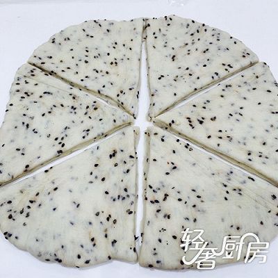 后我们|黑芝麻培根可颂角