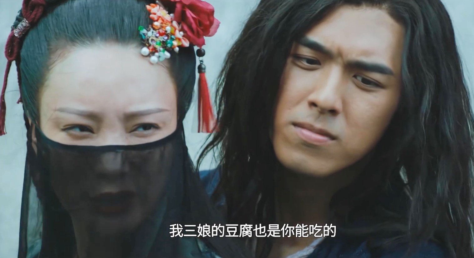  各半|谁还记得《一路向西》里的她，挑战张敏的经典角色，输赢各半