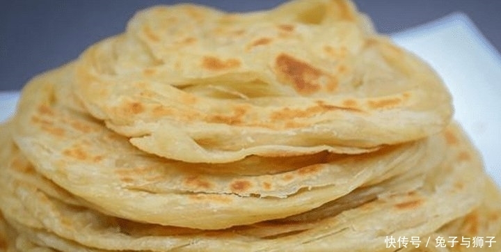 做法|面粉别再蒸馒头了,试试此做法,好吃好看,暄软又劲道,全家爱吃