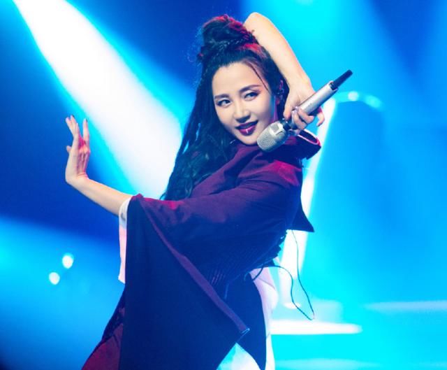 名单|《乘风破浪》复活名单,阿朵孟佳实至名归,却没想到还有她