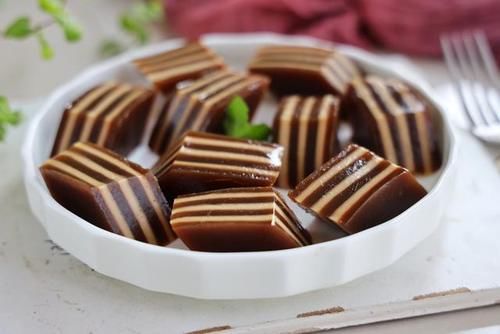  口感|伏天最受欢迎的甜品，好吃更好做，口感冰冰凉凉，Q弹有嚼劲！