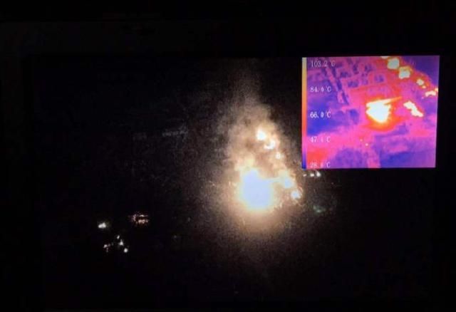  或因|四川一鞭炮厂爆炸致6人受伤：或因原材料受潮引发爆炸