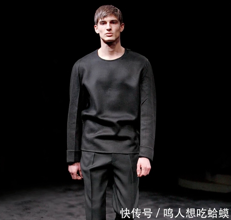 衣服|看她设计的衣服，感觉智商很高的样子