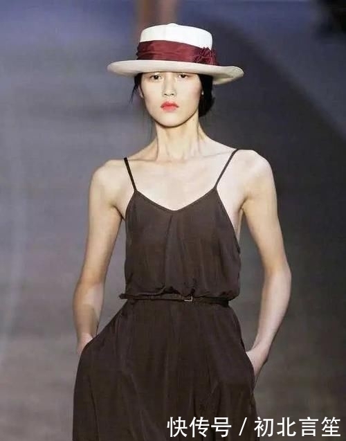  贺聪|刘雯接班人原来是她？新一代的国模之光，还是亚洲唯一登上顶级大刊的国模？