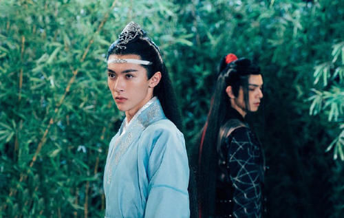  演员请就位|赵本山高徒综艺节目圆场惹争议，被指偷换逻辑能力不输郭敬明