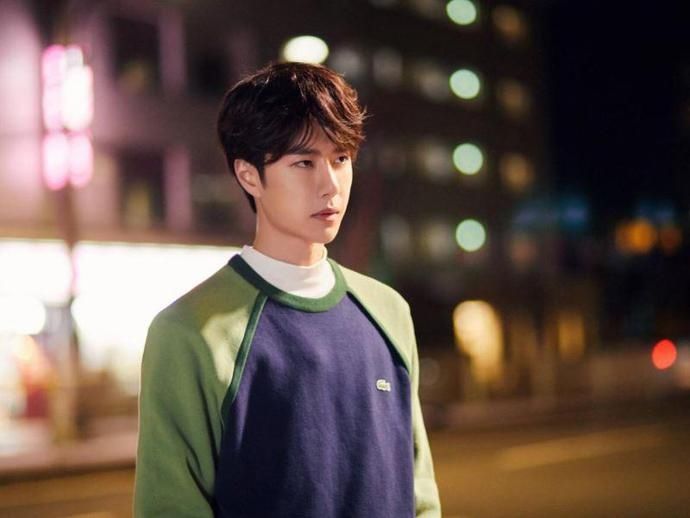  道具|呆萌王一博弄坏《快本》道具，何炅隔空喊话：赶紧过来结账