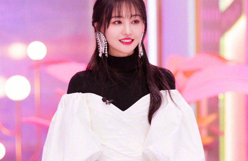  划水|郑爽综艺假喝水被杨迪揭穿怒怼！全程表现划水，网友：不敬业