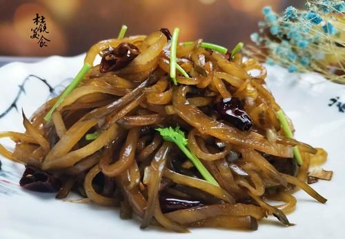  咸菜瓜子|这食材越陈旧越香，曾经家家户户的主菜，吃过的大多年逾古稀