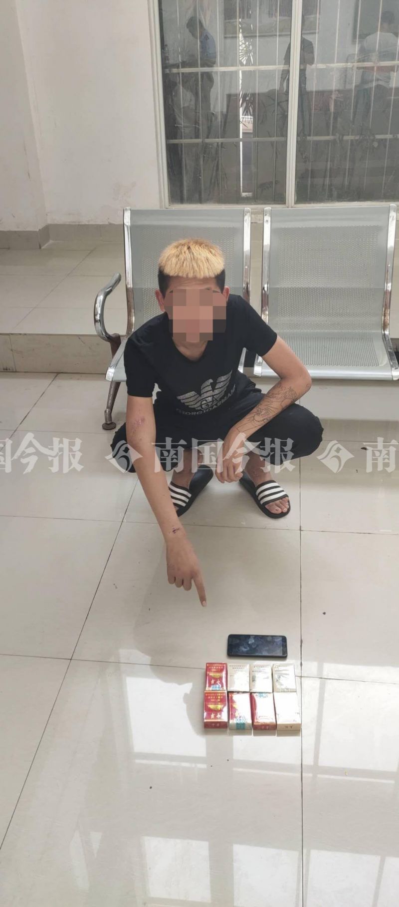 当场|柳州两男开房遇民警，当场萎了，原来他们身上藏有…