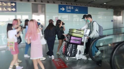  更换|时代少年团为躲私生，更换住所和训练场地，竟被5元给“出卖”了