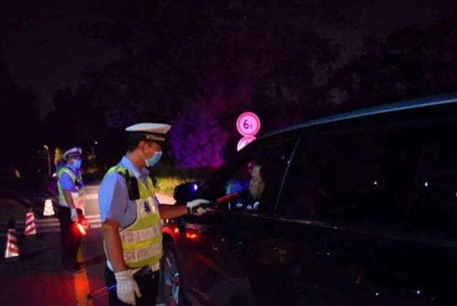 违法停车|延庆交警全员上岗，重拳出击！