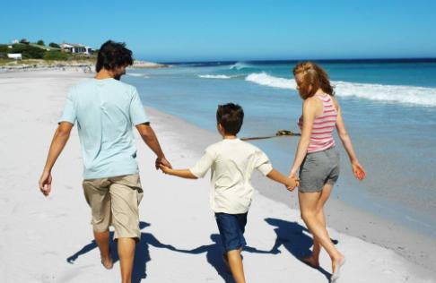  男性|夫妻年龄相差“几岁”对孩子最好？并非3岁和5岁，而是这个数