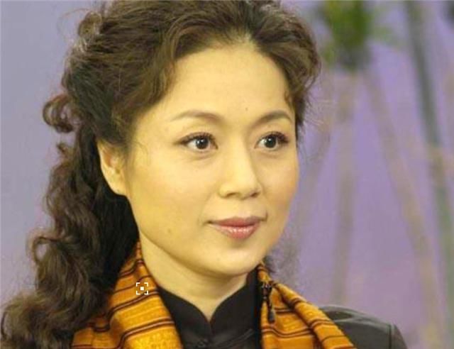 才子|文学才子余秋雨感情上是个“伪君子”，前妻李红后来过得怎样了？