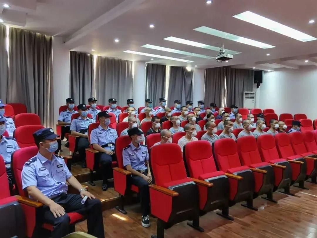 黑社会性质组织|扫黑除恶丨以“黑老大”的社会“声名”纠集犯罪组织，涉案8000余万元……