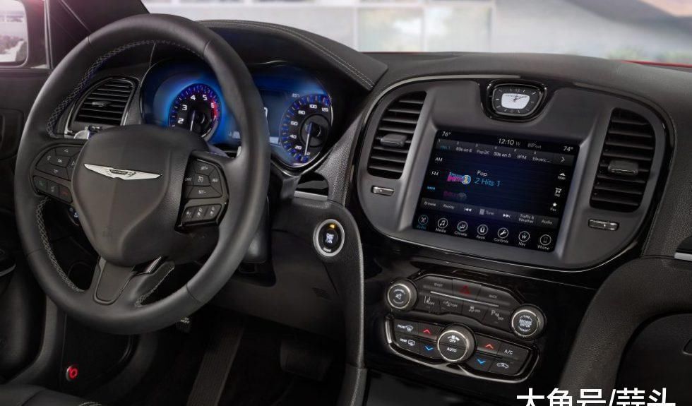 安装|教你uconnect国外车载导航如何升级