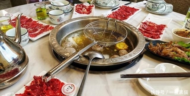 牛肉火锅|食客不合格,美食也不美