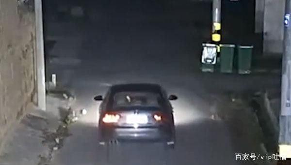  蒙骗|心真大!醉驾男子撞翻车又爬回车内酣睡 试图蒙骗警察