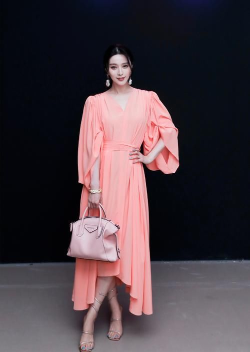 倪妮|眼光高！范丞丞自曝理想型女生是倪妮，和姐姐范冰冰都是气质型