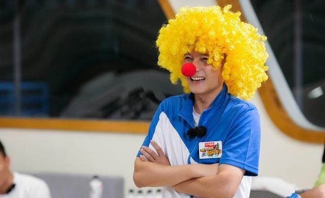  陈学冬|陈学冬被扒、吴奇隆被按倒，《元气满满的哥哥》真是撒了欢的在玩