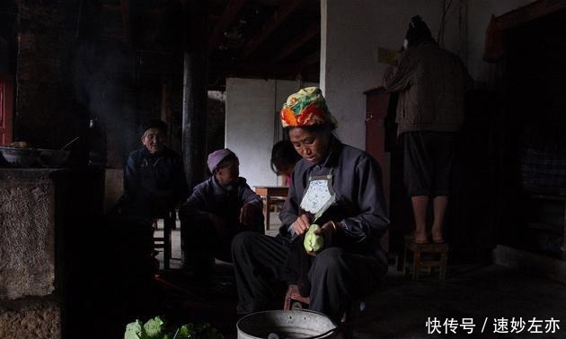 人心|一顿野猪肉,三个世纪九代与世隔绝,无奈三光棍儿待客让人心暖